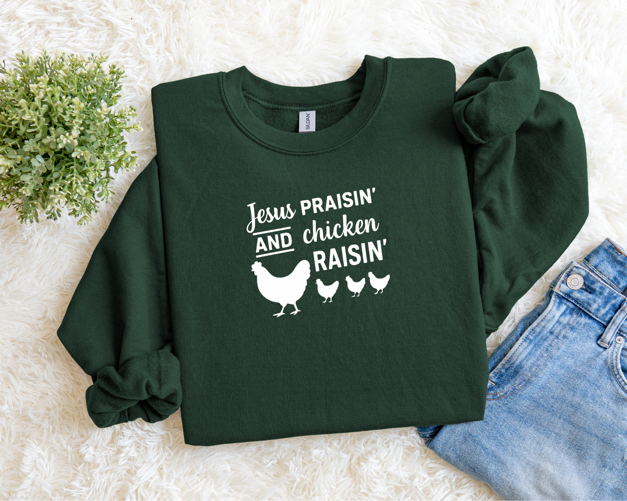 jesus-praisin-and-chicken-raisin-faith-and-farm-life-sweatshirt