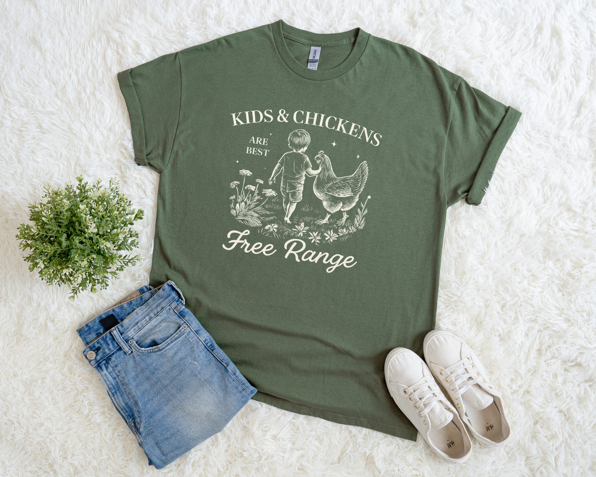 kids and chickens are best free range green tshirt