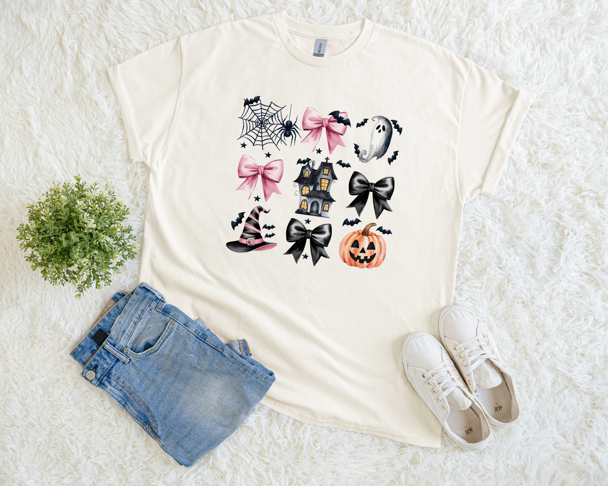 Pink Bow Halloween T-Shirt – Cute & Spooky Fall Tee
