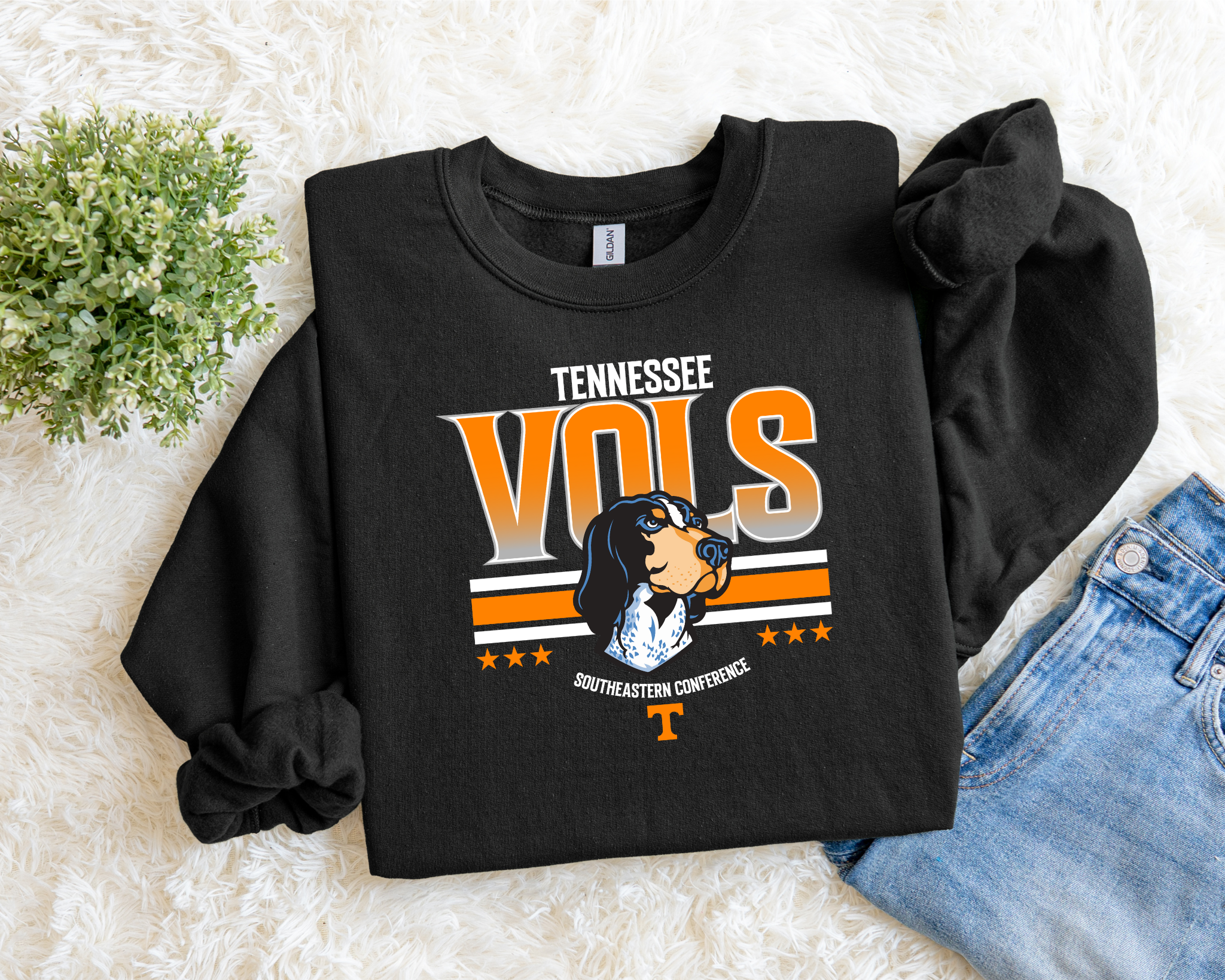 Tennessee Vols Sweatshirt – Smokey Mascot Graphic Crewneck | Vintage Game Day Spirit Wear for Fans